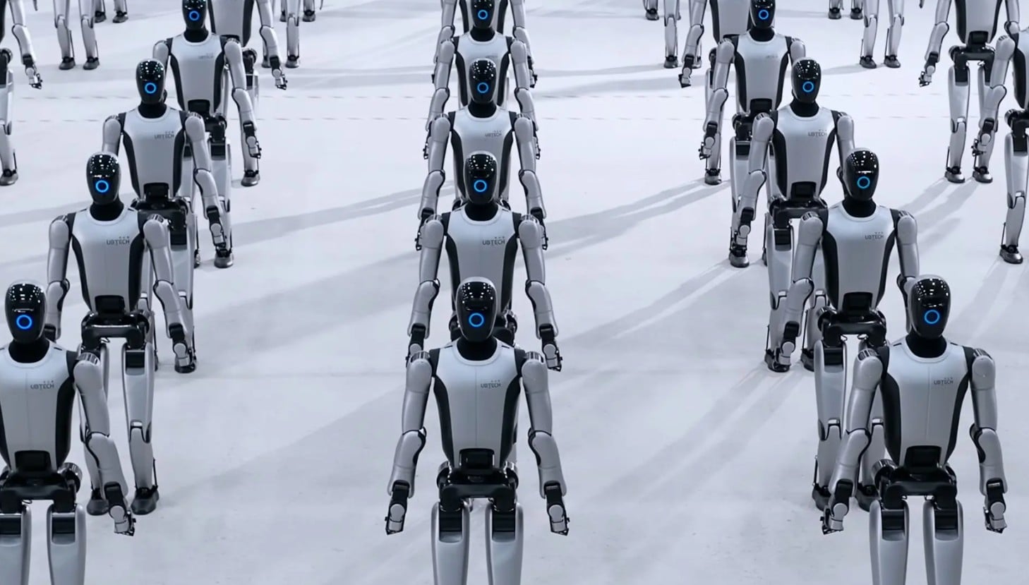 Airbus stawia na chińskie roboty. Humanoid Walker S2 wchodzi na linie montażowe samolotów