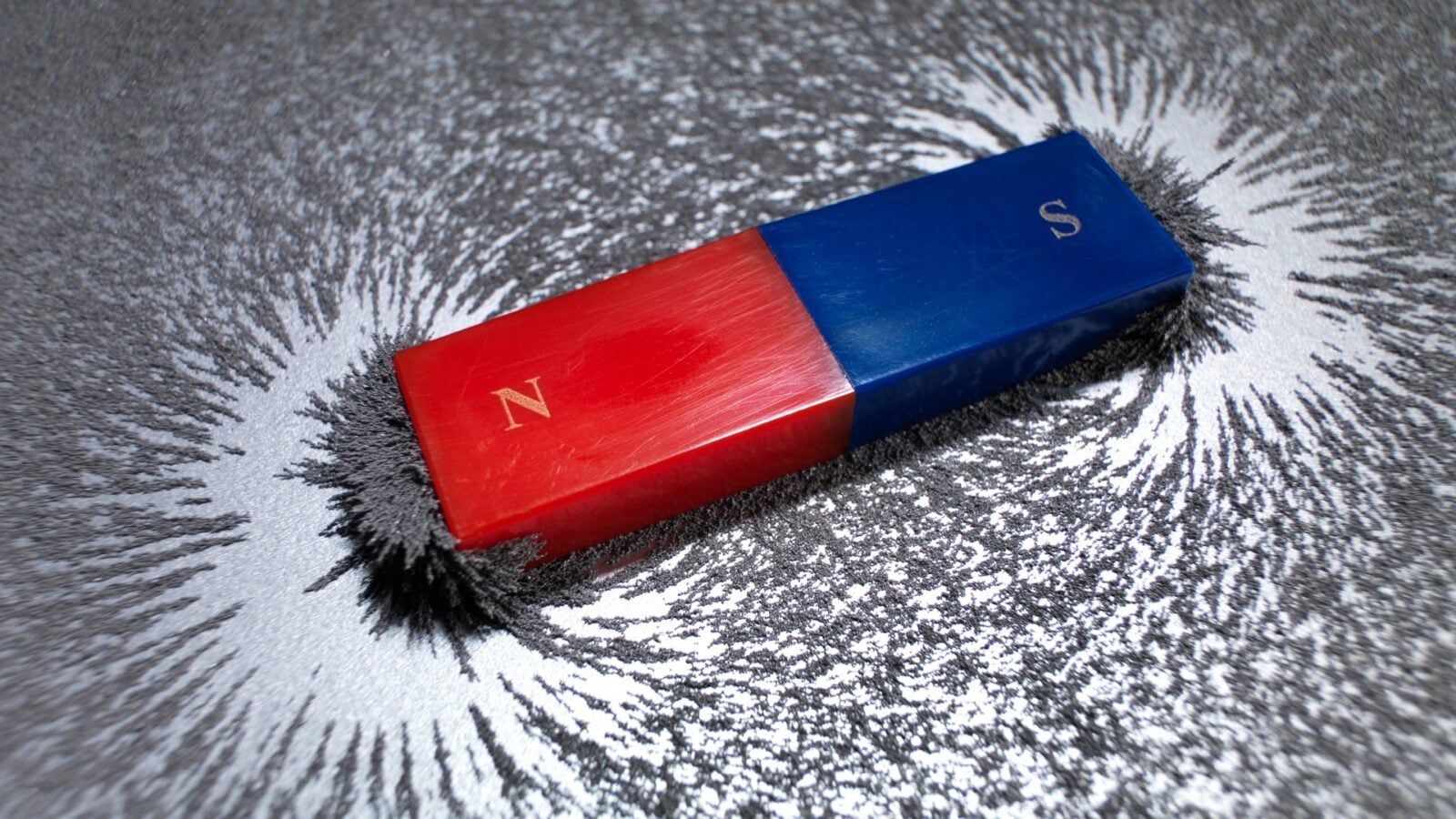 Nieznane oblicze natury. W przyrodzie znaleziono materiały o zdumiewających właściwościach magnetycznych