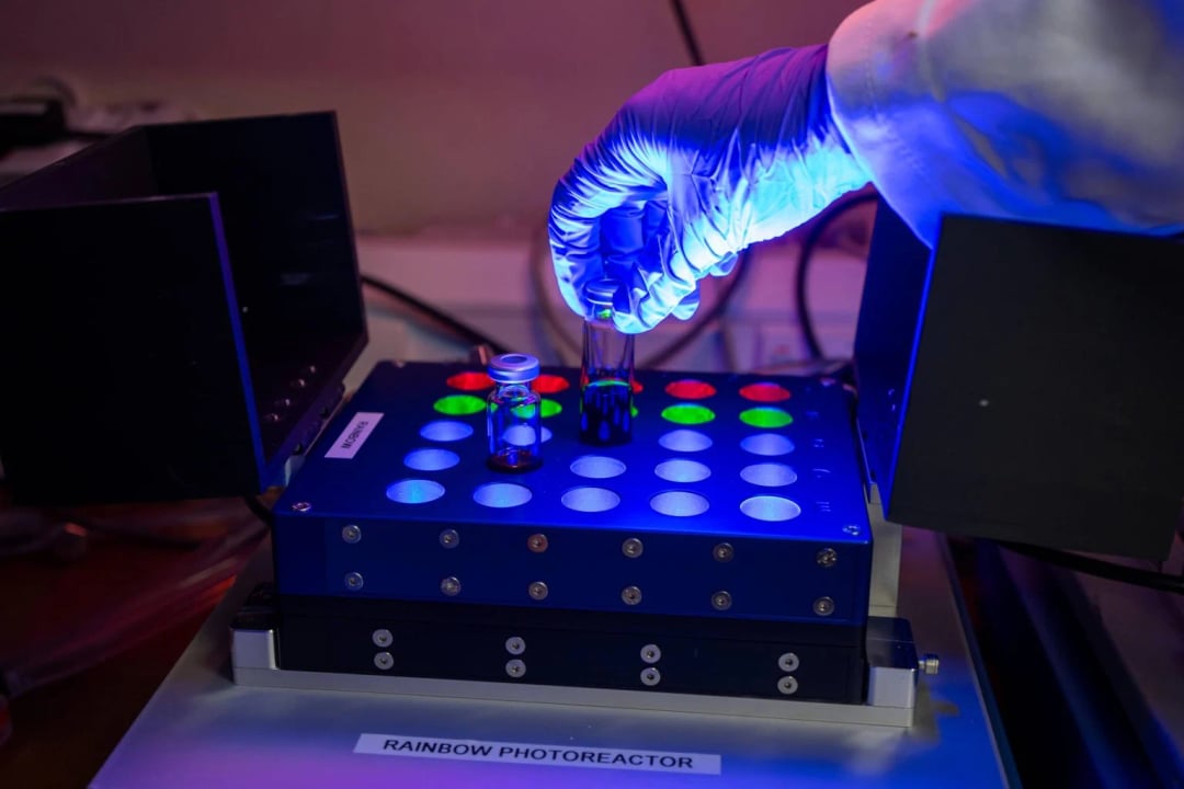 Naukowcy chcieli kontroli. Dostali nowy sposób modyfikowania leków