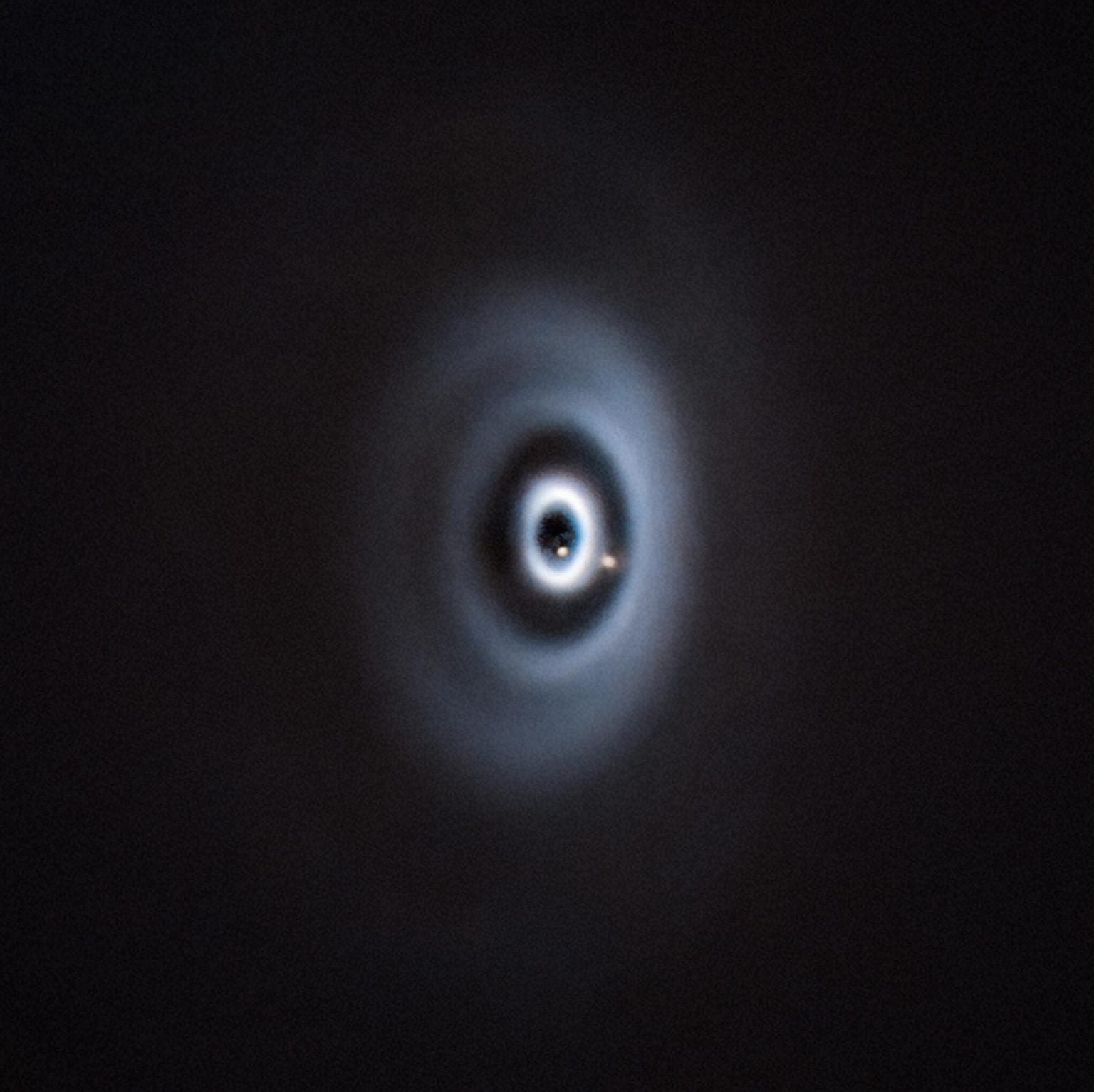 Dwie planety rosną na oczach astronomów. Tak może wyglądać dzieciństwo układu podobnego do naszego