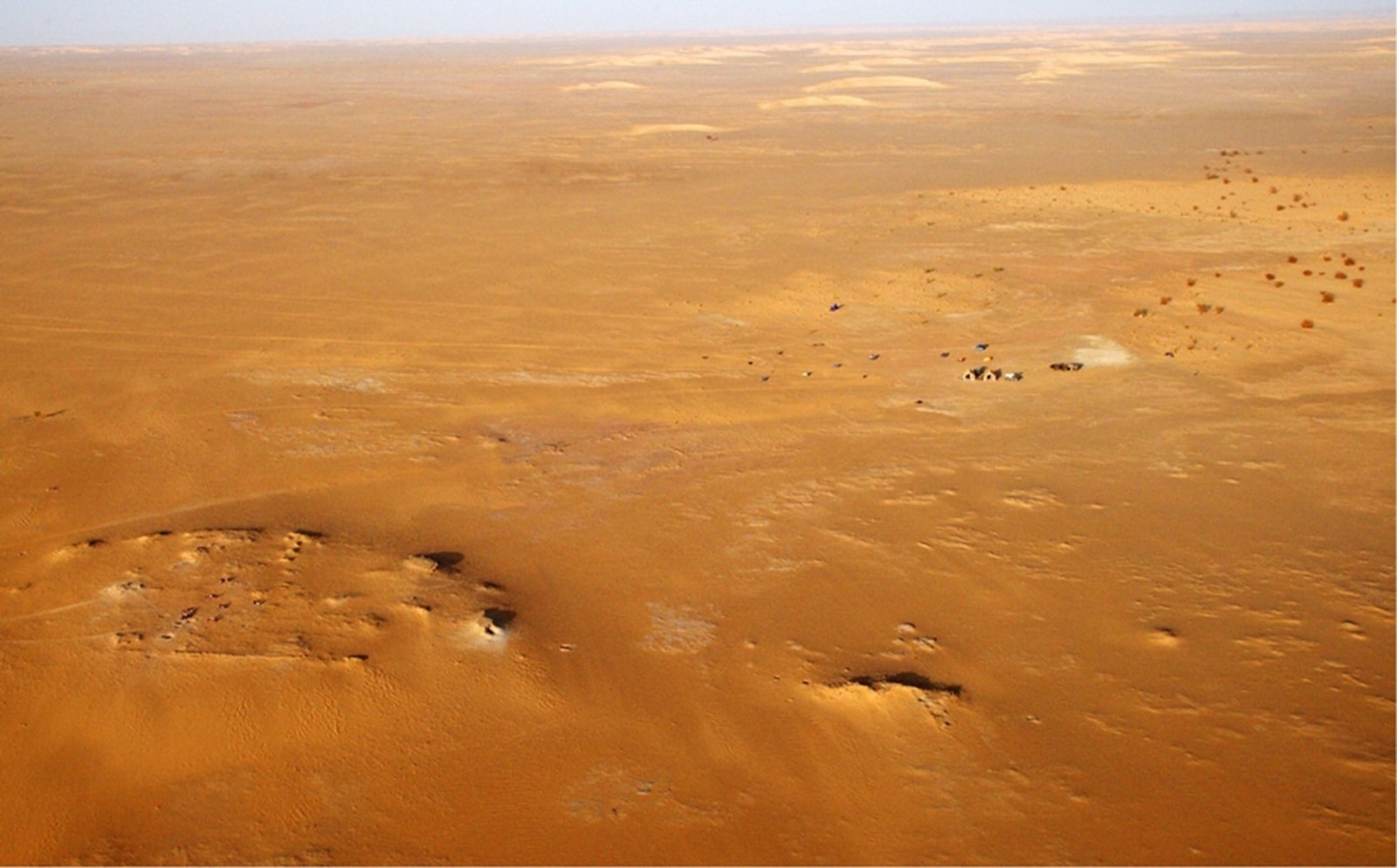 Dziś to istne pustkowie. Poszukiwacze odnaleźli tam dwieście szkieletów z okresu, w którym Sahara była zielona
