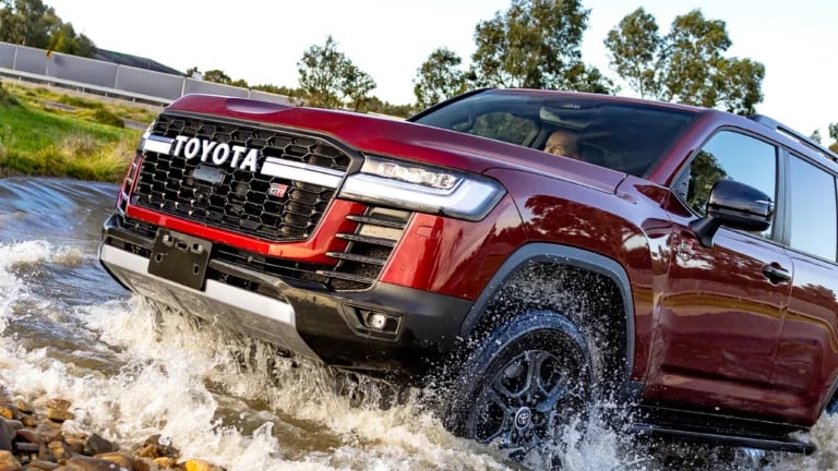 Chciałabym więcej takich premier. Toyota rozwija klasyka, zamiast przerabiać go na modny gadżet