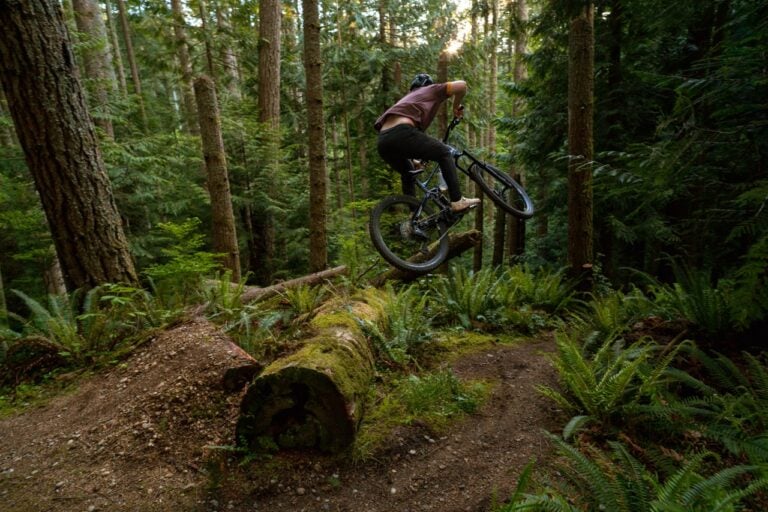 Elektryczne enduro dorasta. Marin pokazuje, że sama bateria już nikogo nie zachwyci