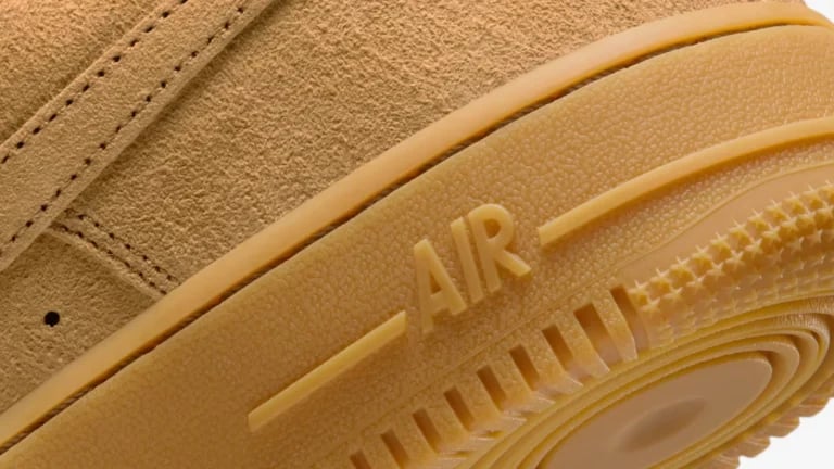 Nike wypuszcza Air Force 1 jak z miejskiej szafy sprzed lat. I właśnie dlatego mogą szybko zniknąć