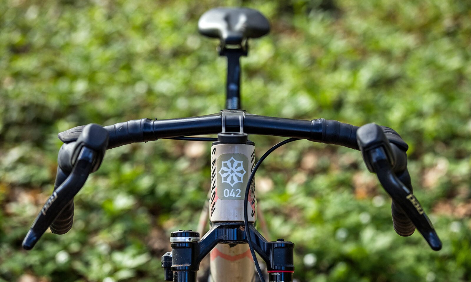 Canyon stworzył rower dla ludzi, którym zwykły gravel wydaje się zbyt łagodny