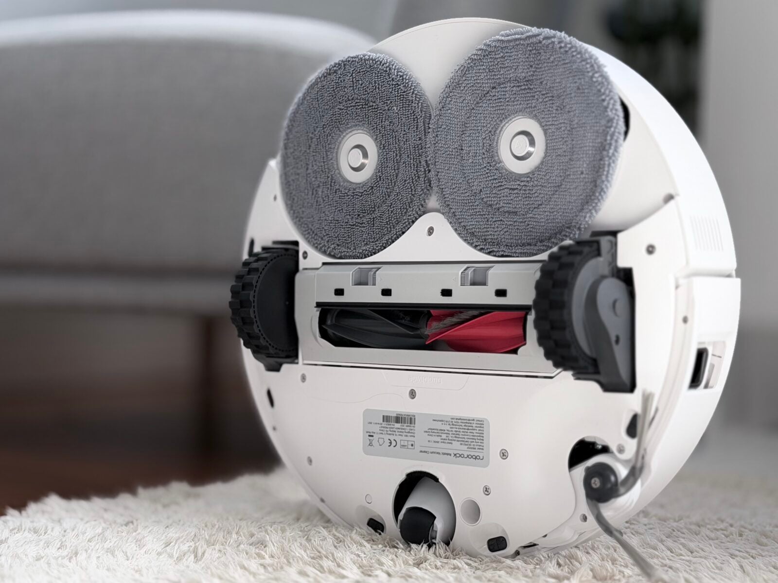 Roborock przecenia swoje zaawansowane roboty. Kurz pod kanapą już nie ma łatwego życia