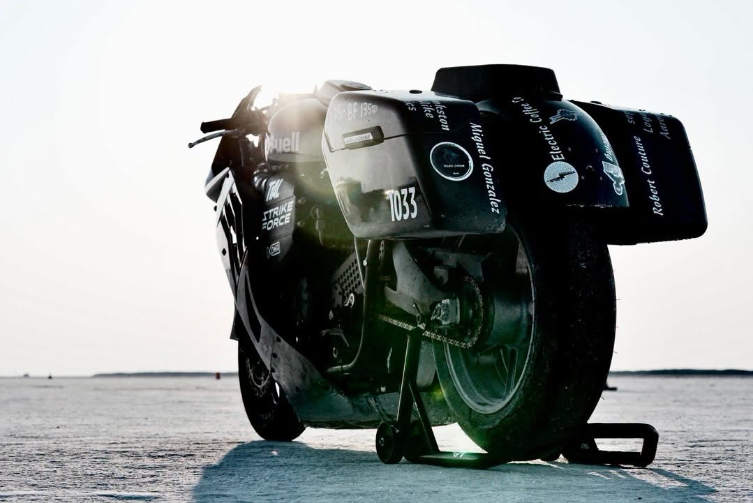 Ponad 400 KM na jednym kole. Buell Leviathan przekonał się, że sama moc nie wystarczy