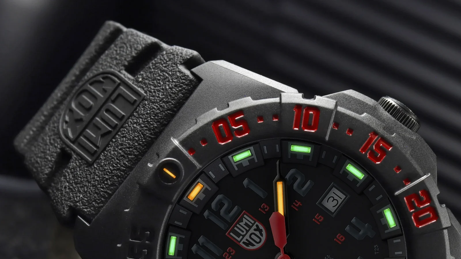 Zegarek dla komandosów trochę złagodniał. Nowy Luminox ma więcej sensu