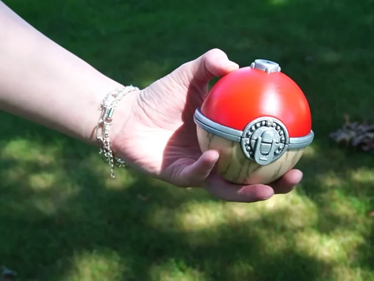 Miesiące pracy dla jednego skoku. Ten Poké Ball pokazuje, jak daleko potrafią posunąć się fani