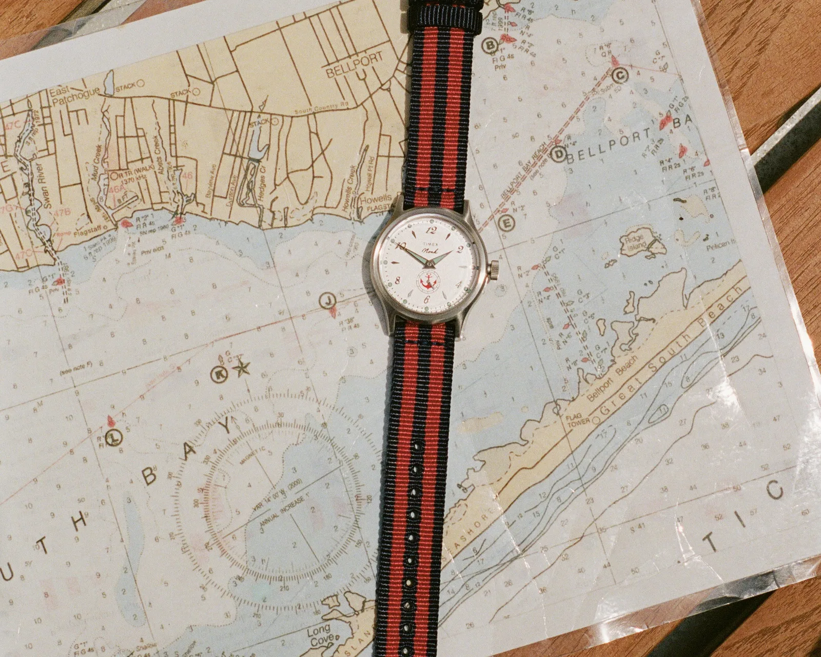 Nowy Timex wygląda jak zegarek znaleziony w starym domu nad morzem