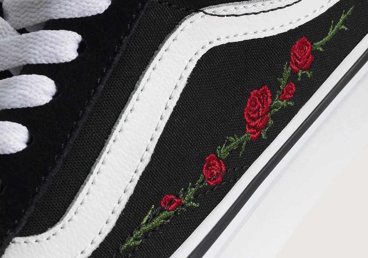 Myślałam, że ten trend umarł w 2016 roku. Vans właśnie wykopał go z szafy