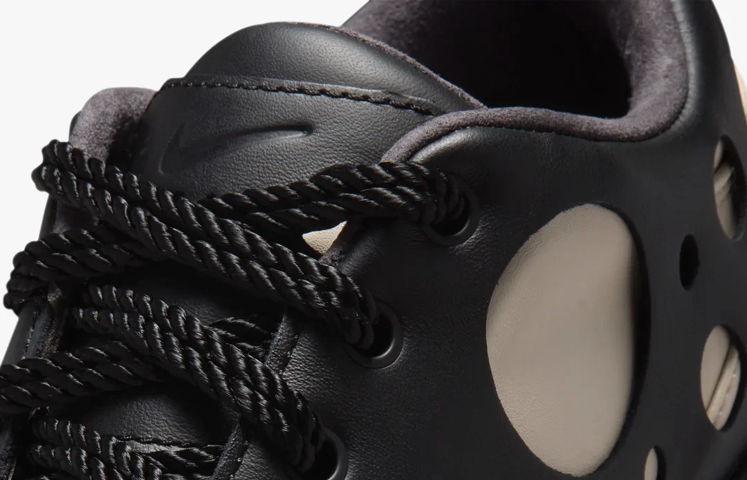 Nike podziurawiło buty i powstały jedne z najdziwniejszych sneakersów tego lata