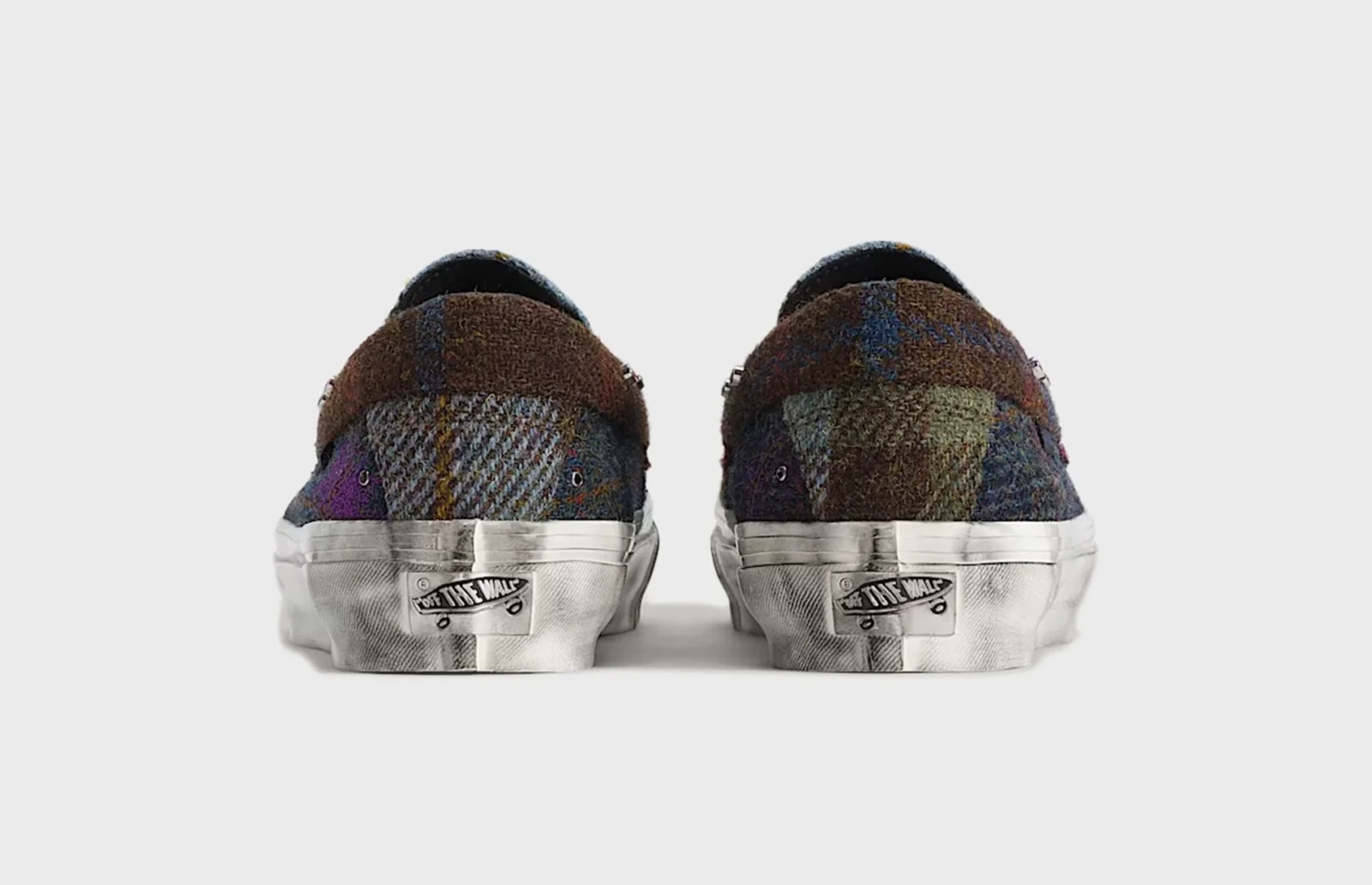Vans połączył szkocki tweed z punkowymi detalami. Efekt jest dziwnie przekonujący