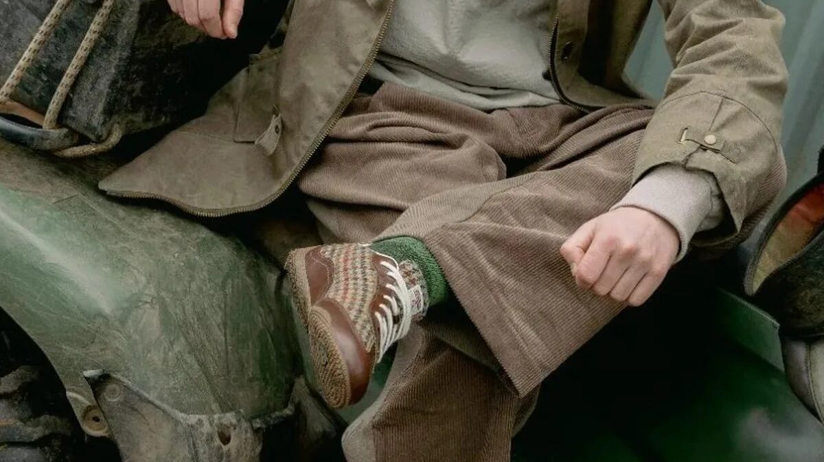 Merrell połączył sportowe sneakersy ze szkockim tweedem. Takiego zestawienia się nie spodziewałam