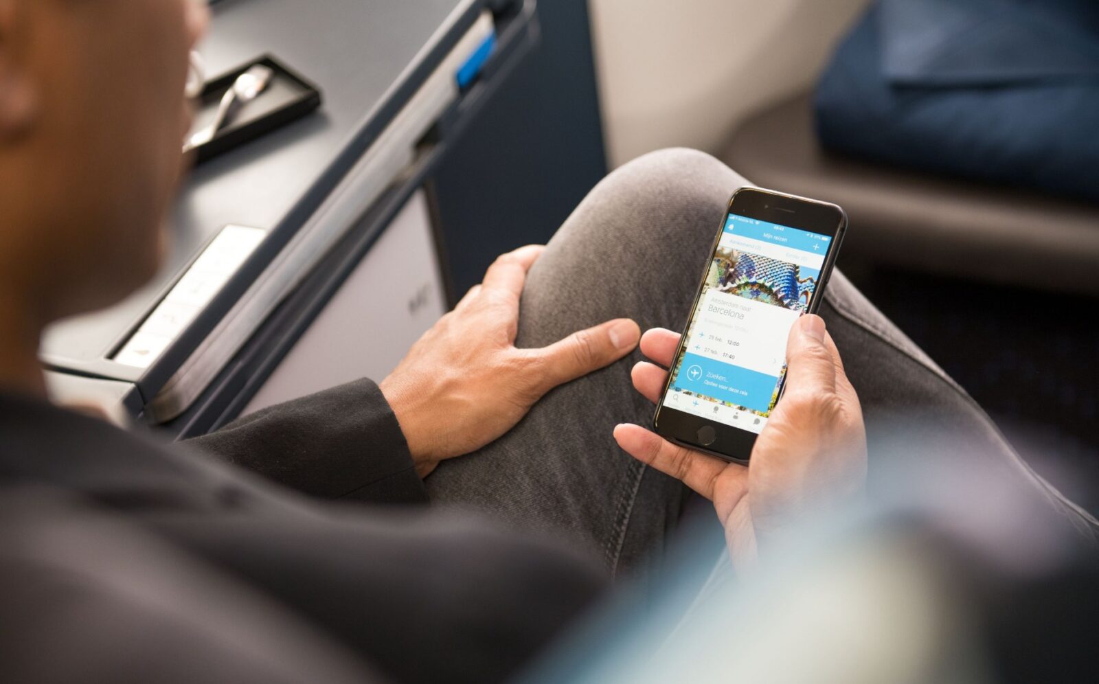 Internet w samolocie przestaje być luksusem. KLM idzie na całość