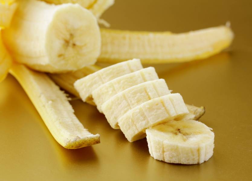 Banany zdrowsze niż się wydawało? Sprawdzili, jak działa pewna część tego owocu