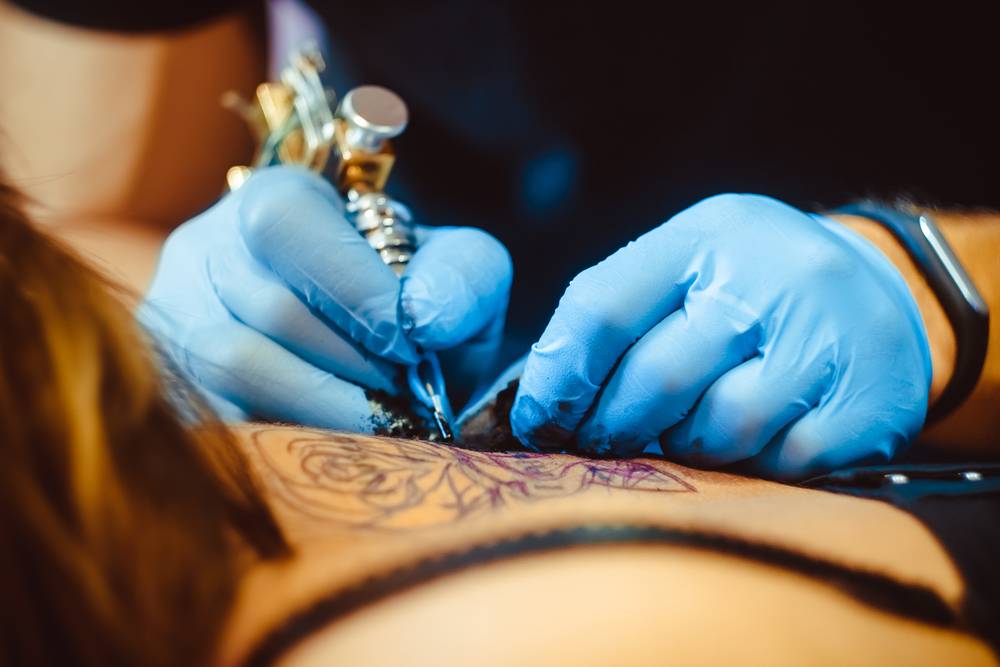 Liczne tatuaże wzmacniają układ odpornościowy