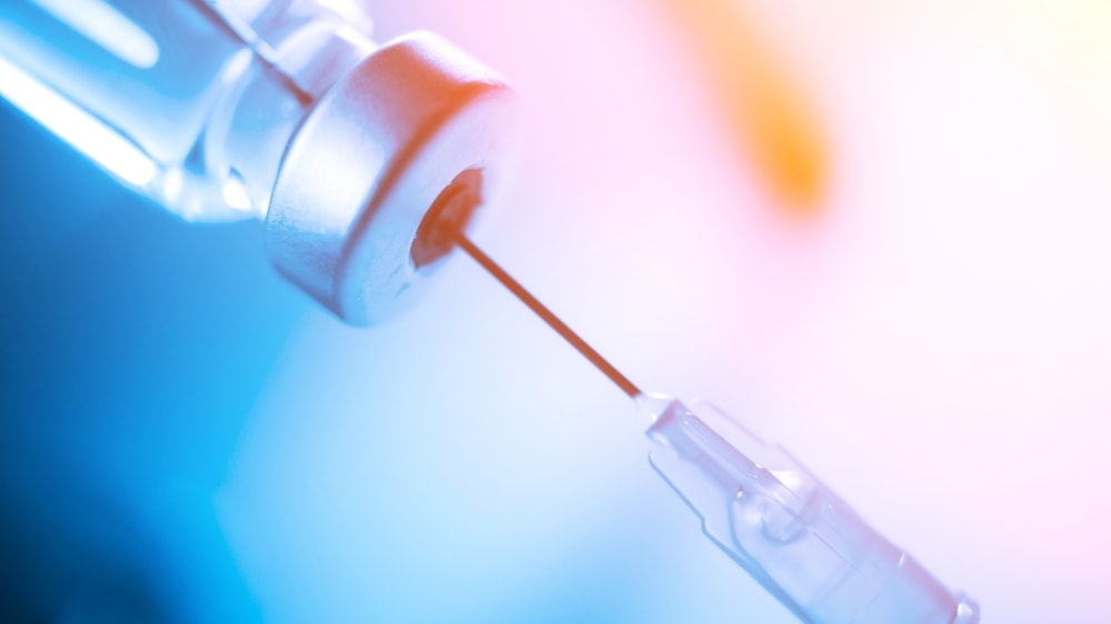 Sezon grypowy blisko, ruszają szczepienia. Ale czy są skuteczne?