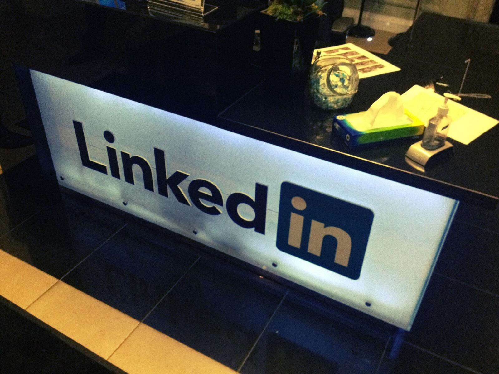 Niemiecki wywiad ostrzega: Chińscy hakerzy wykorzystują Linked In