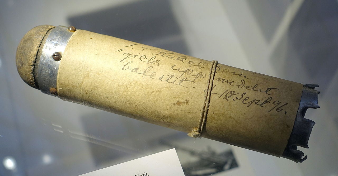 “BUM!” – eksplodująca historia. Jak ludzkość tworzyła i doskonaliła materiały wybuchowe