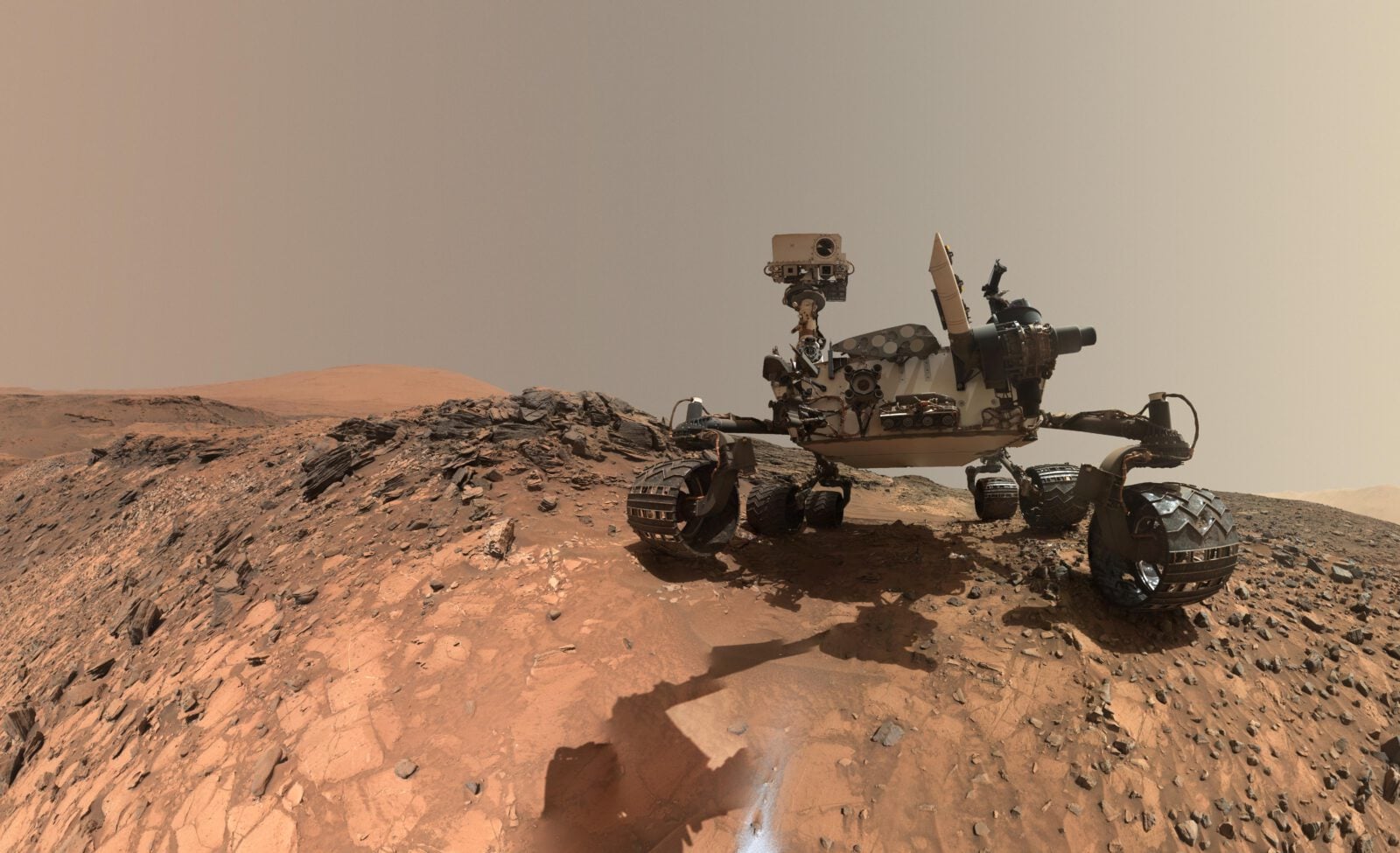 Łazik Curiosity odkrył czystą siarkę na Marsie. Teraz opuszcza ten fenomenalny region