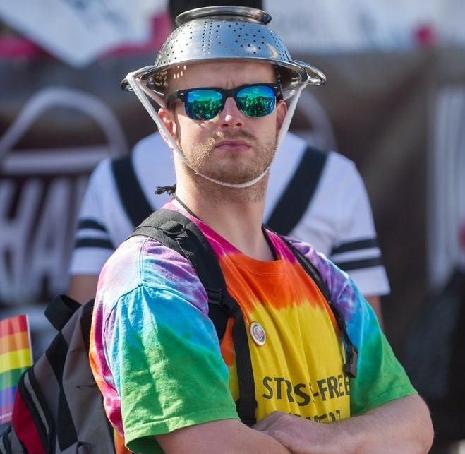 Dudeizm, Kościół Jedi, Niewidzialny Różowy Jednorożec. Religie, które czerpią z popkultury