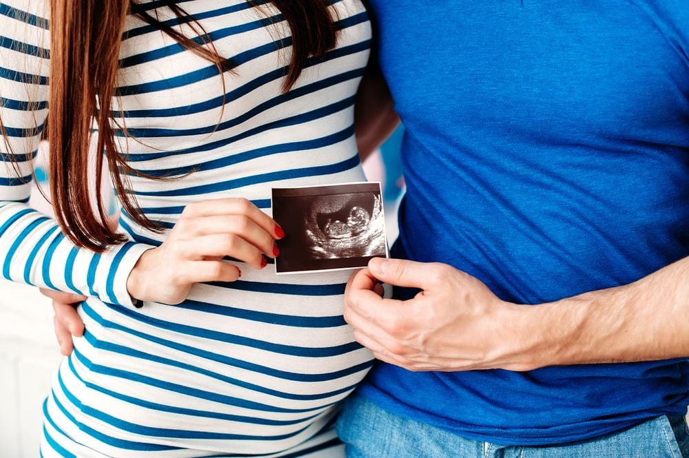 Nadwaga = gorsza sperma. Dieta i zdrowie ojca wpływa na ciążę. Przełomowe badania