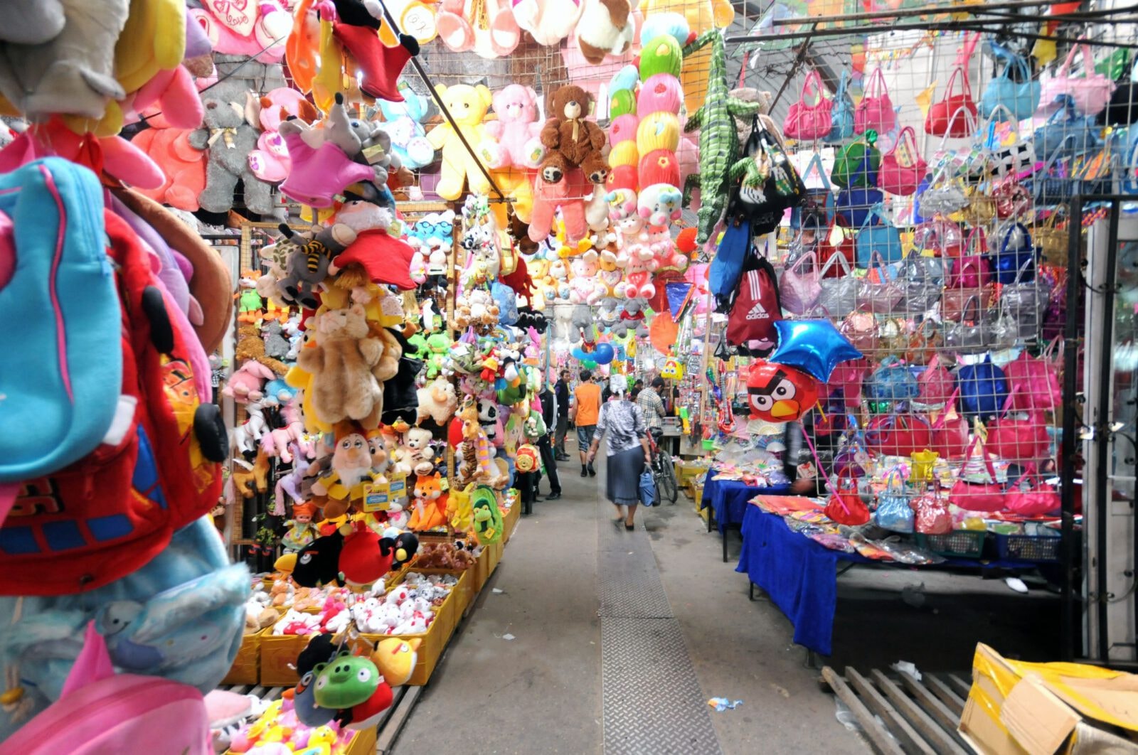 9-latek uszkodził wzrok laserową zabawką. Najgroźniejsze są te, które emitują zielono-niebieskie światło