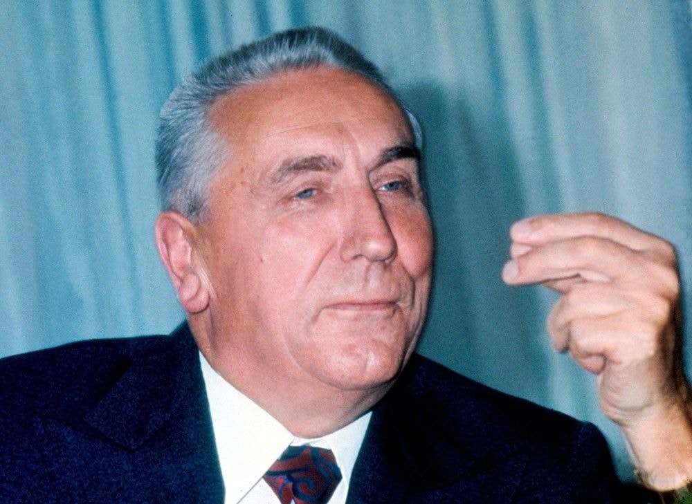 Dekada Gierka: 300 tys. mieszkań rocznie, Polak latał w kosmos. Czemu taki chudy finał?