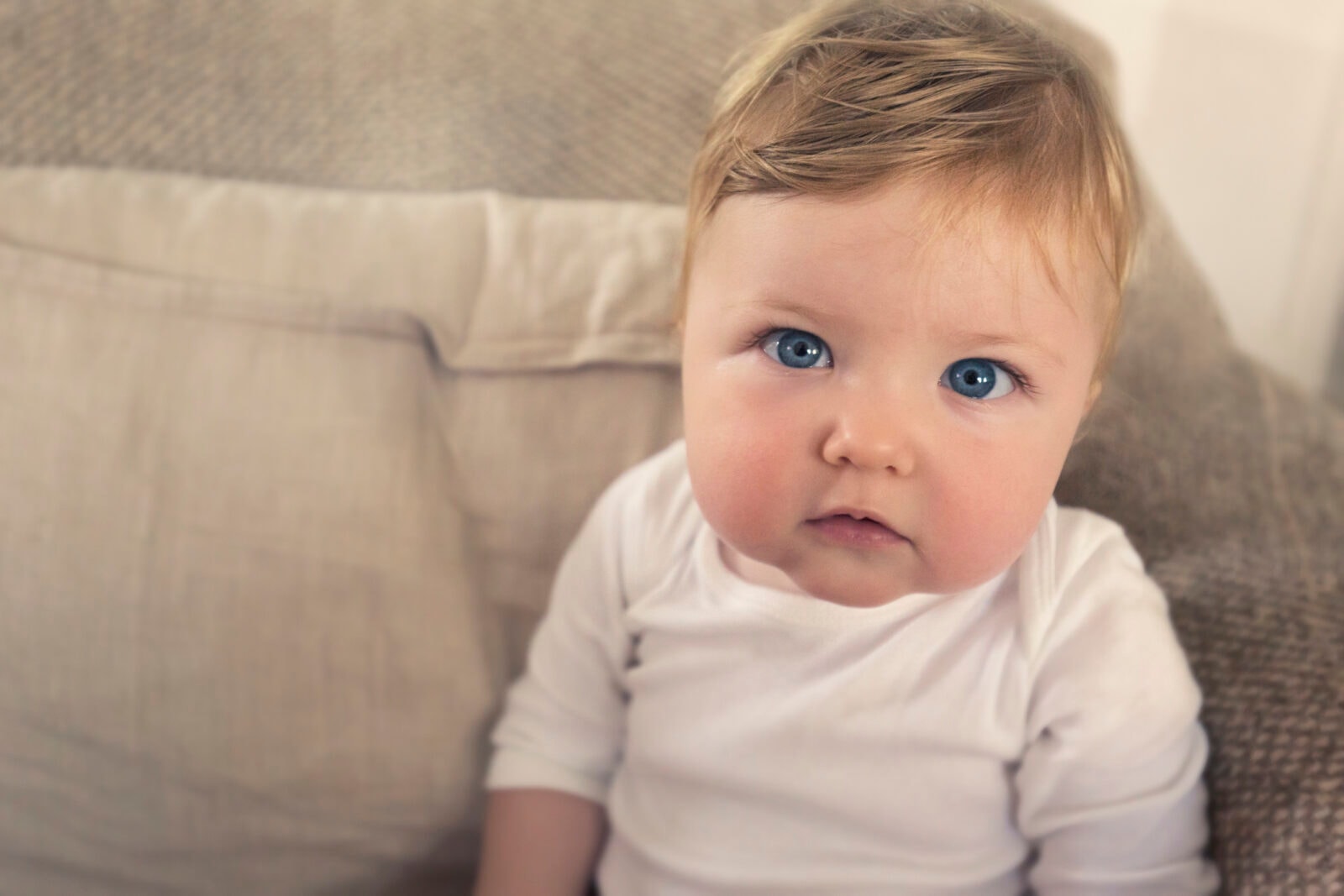 Naukowcy zaglądają do umysłu niemowlaków. Przełomowe wyniki: wrodzona intuicja i lęki