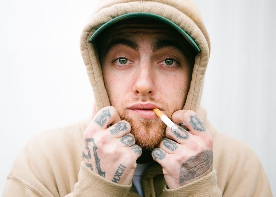 Mały ekran (luźne uwagi o zabijaniu bólu). Felieton Jakuba Żulczyka