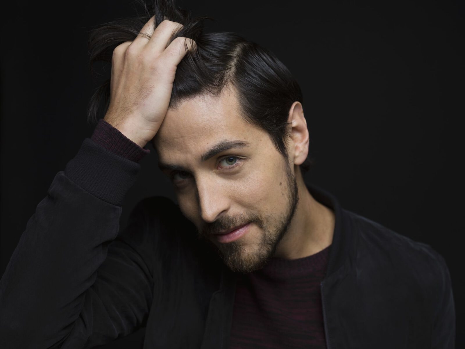 “Każdy chłopiec jest zdolny do romantycznej, serdecznej miłości”. Dlaczego więc mężczyznom to nie wychodzi?