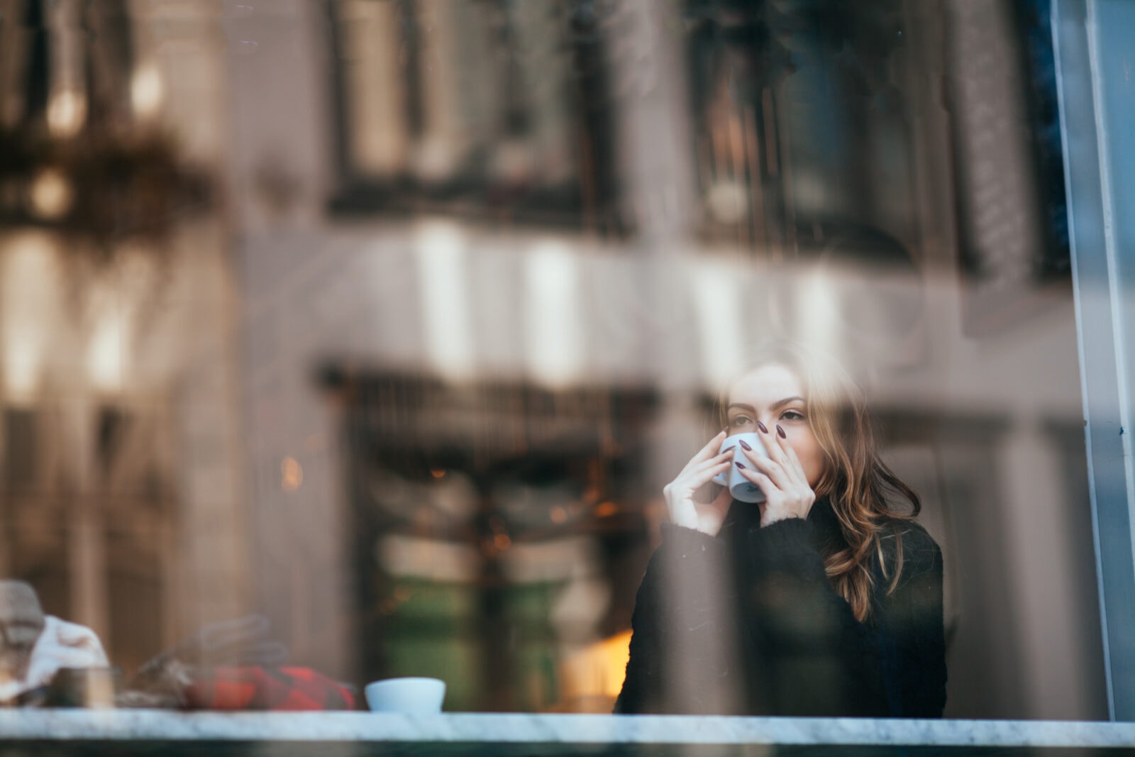 Już 7,5 mln singli w Polsce. Co sprawia, że wiele osób pozostaje samotnymi?