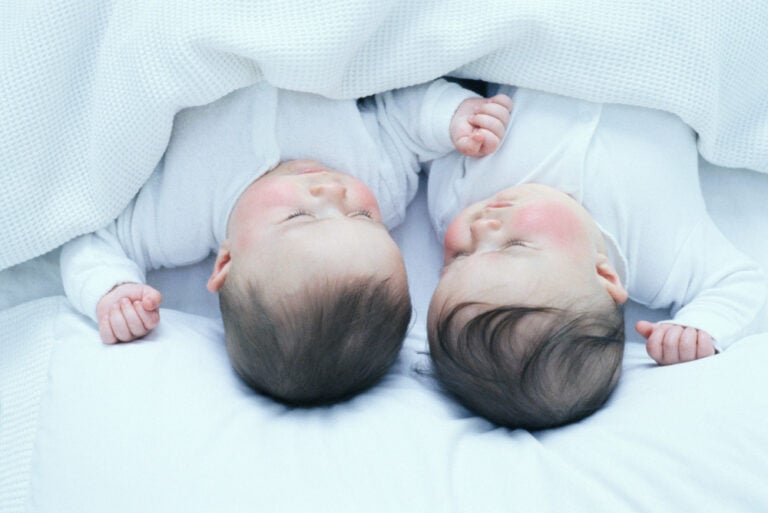Bliźniaki z identycznym DNA, ale różnej płci. To “prawdziwie naukowy fenomen”
