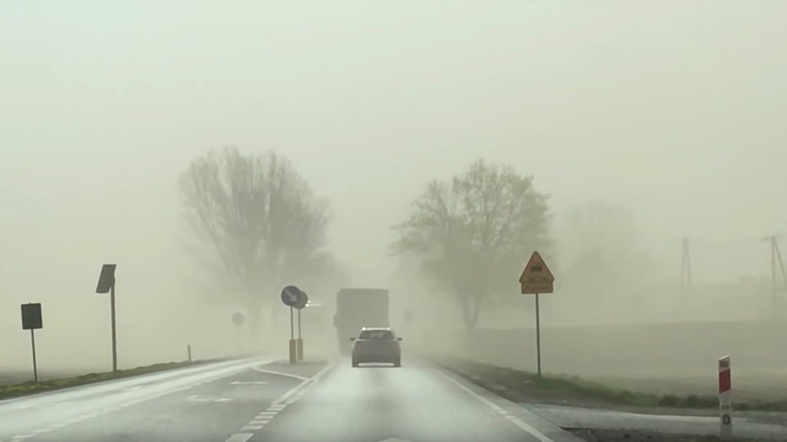 Najpierw pył z Sahary, potem ochłodzenie, burze, upały. Ekstremalna pogoda to dowód na zmianę klimatu