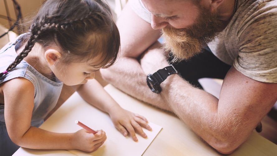 Jak rozmawiać z dziećmi? Moc prostych słów