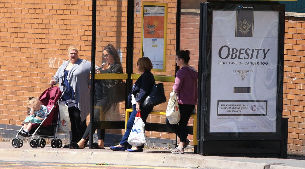 Otyłość wywołuje więcej przypadków raka niż palenie. Eksperci zebrane dane