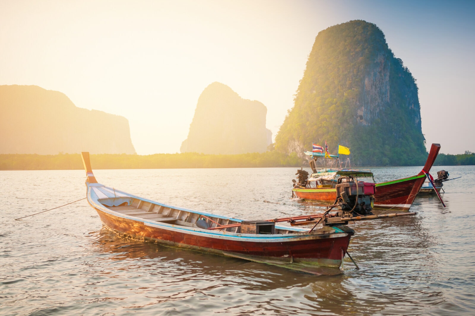 Intensywnie podróżujesz? Zabierz ze sobą kartę wielowalutową