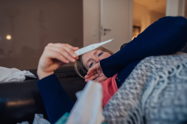 Wreszcie pokonamy przeziębienie? Ta eksperymentalna terapia daje “mocną ochronę”