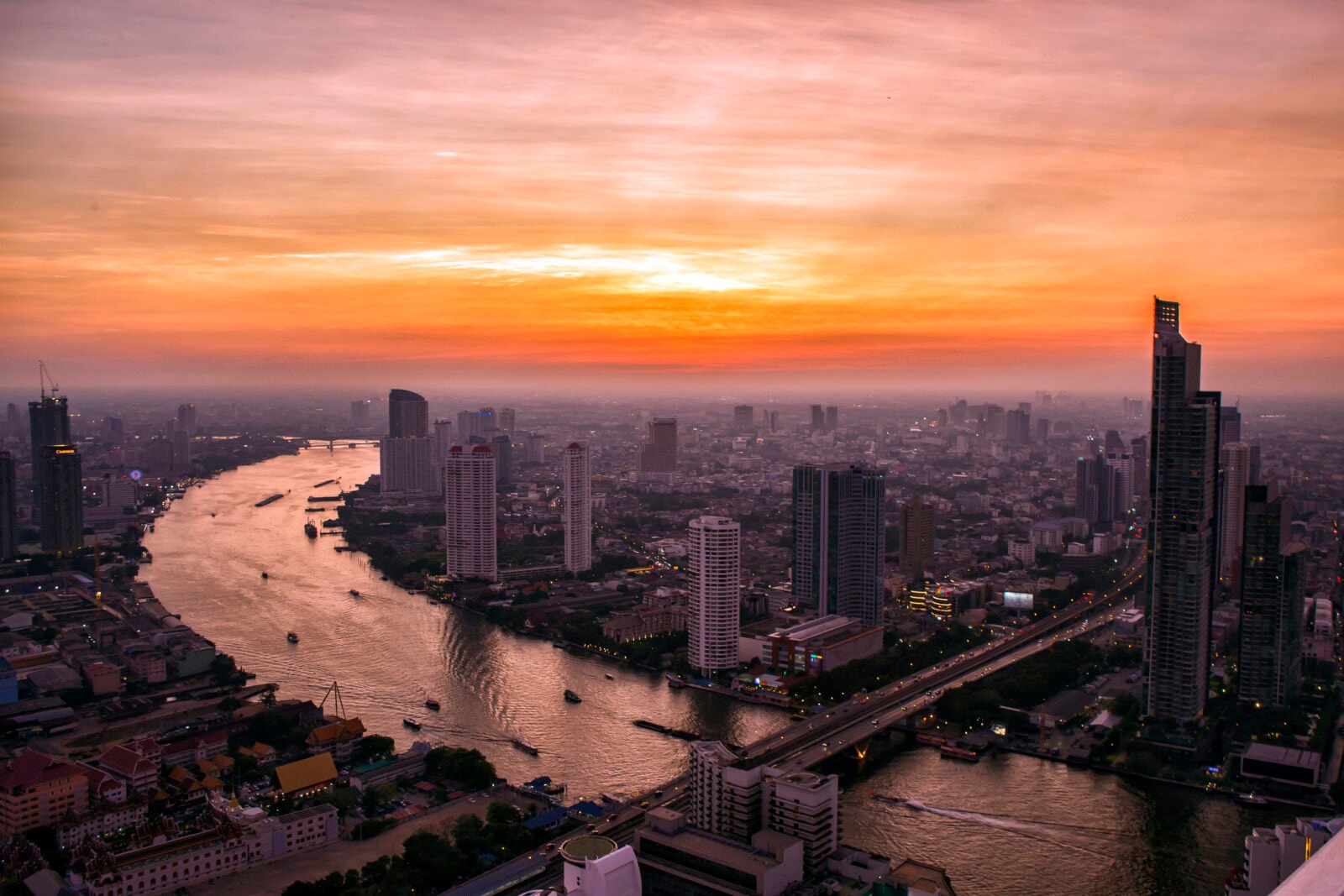 Najpopularniejsze miasta świata. Tu goście zostawiają dużo pieniędzy