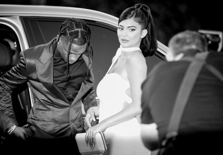 Zmierzch influencerów. Po raz pierwszy w badaniach tracą na wartości