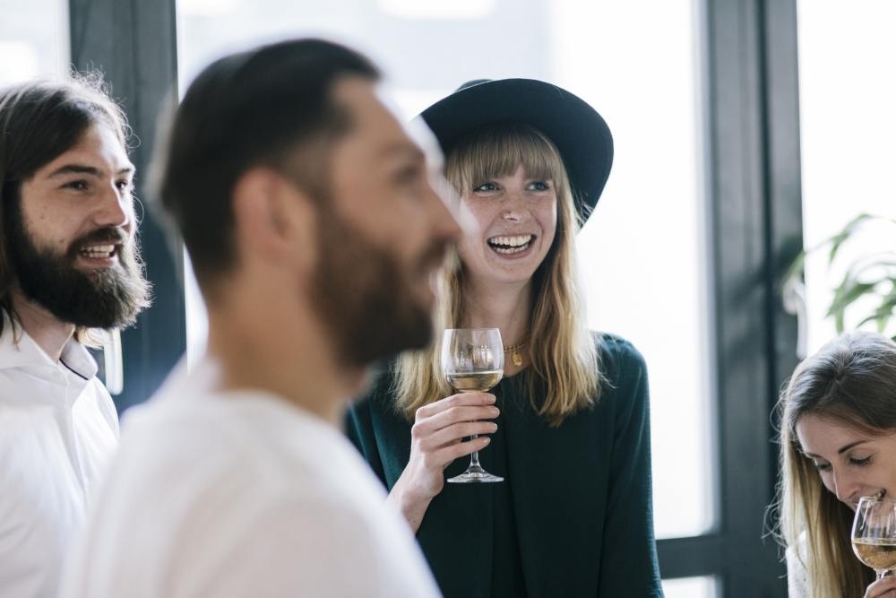 O tym, jak moi wykształceni, zadowoleni z siebie znajomi stali się antyszczepionkowcami. Kulisy książki “Wirus paniki”