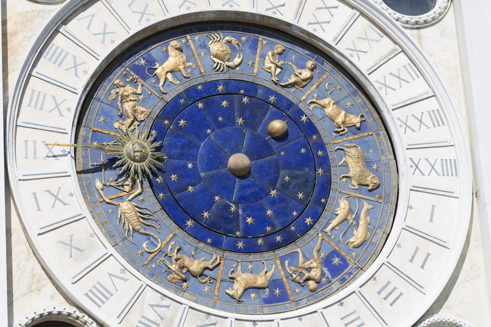Masz inny znak zodiaku niż ci się wydaje. Znany astronom o horoskopach