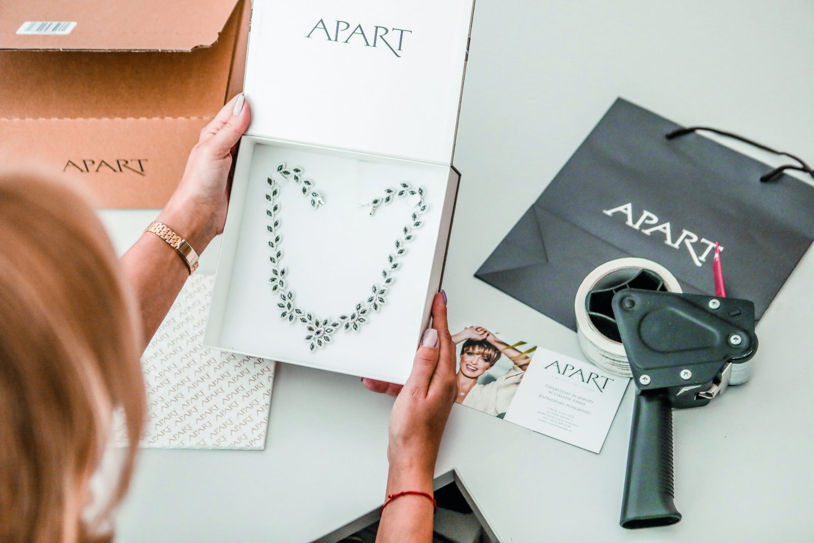 Tajemniczy świat brylantów