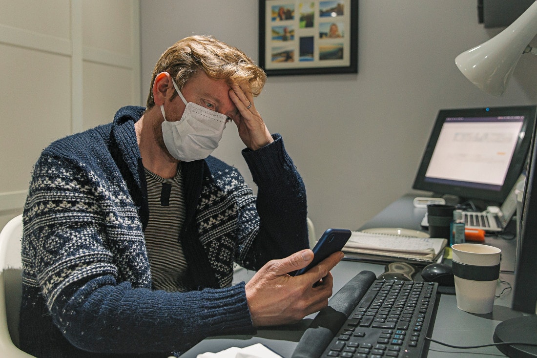 Z koronawirusem pod jednym dachem. Co zrobić, gdy zachoruje ktoś, z kim mieszkasz?