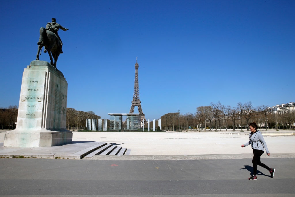 Kwarantanna i jej zbawienny wpływ na jakość powietrza. Tylko w Polsce wciąż smog