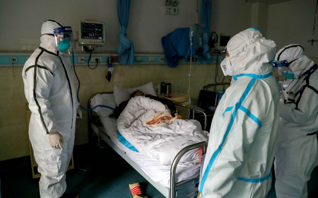 Dyrektor szpitala w Wuhan zmarł z powodu koronawirusa, ale Chiny mówią o “końcu epidemii”