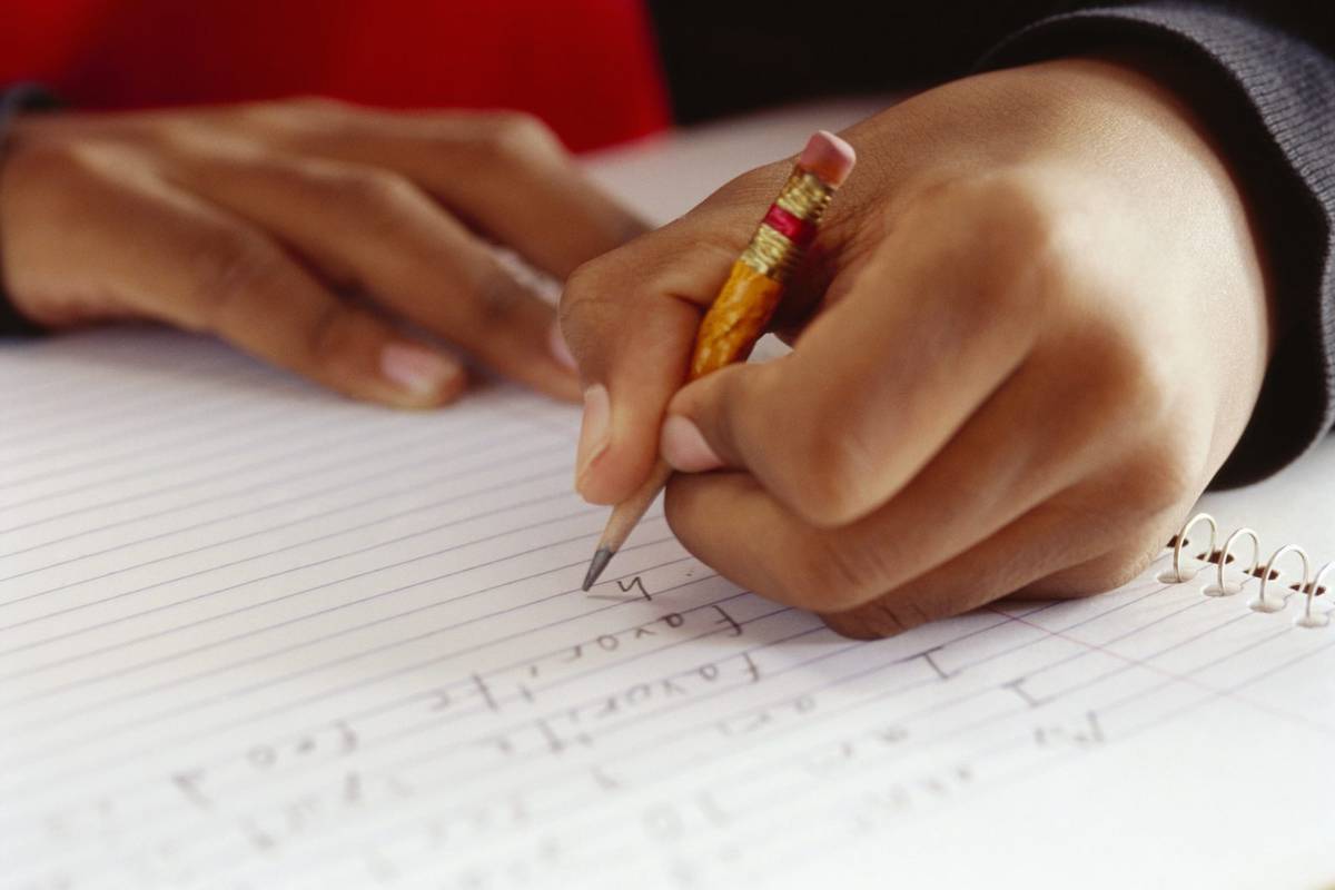 10-latek mistrzem ręcznego pisania. Kaligrafia wróci do szkół?