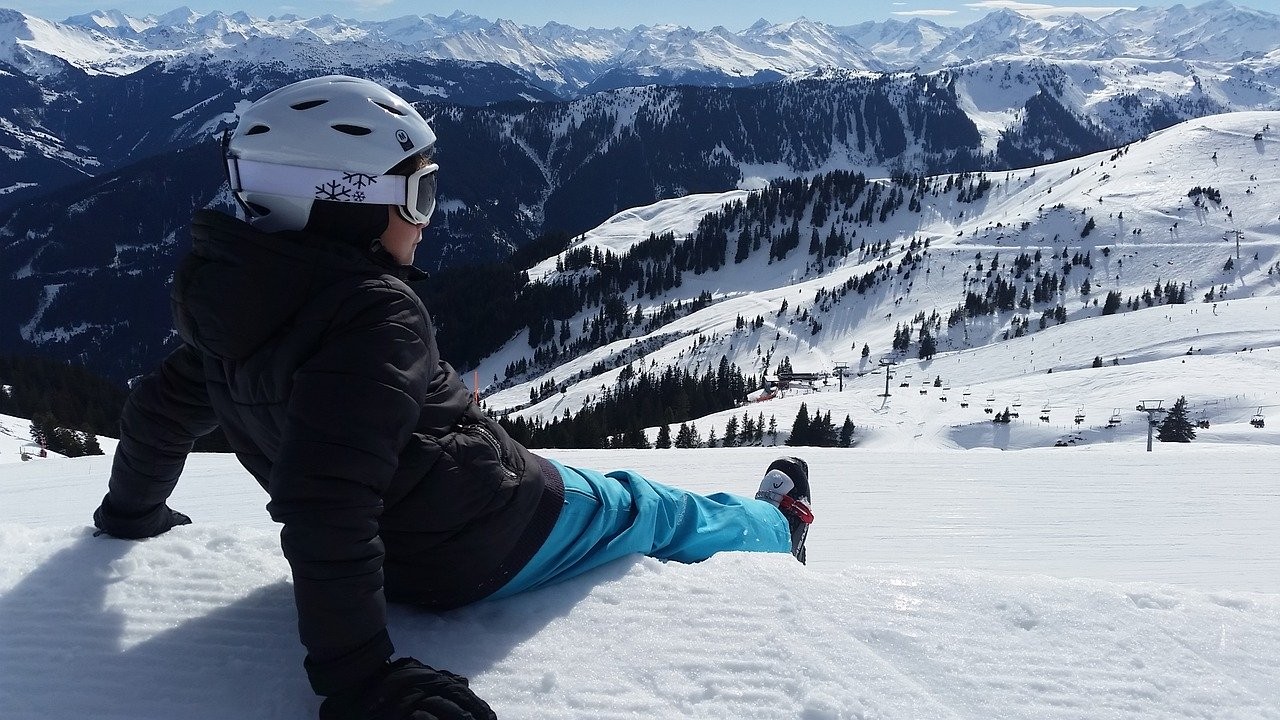 Ubezpieczenie narciarskie – co obejmuje i ile kosztuje