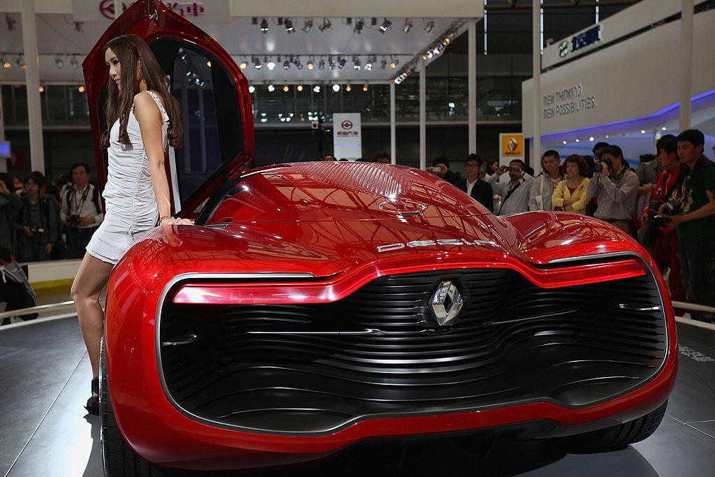 Od dramatycznych początków po supernowoczesność. Historia marki Renault